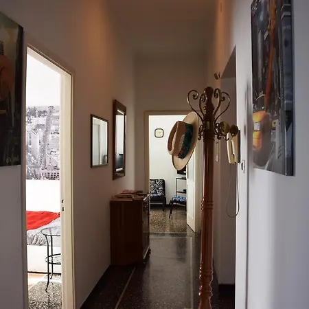 Apartment Alexandra Near Metro *